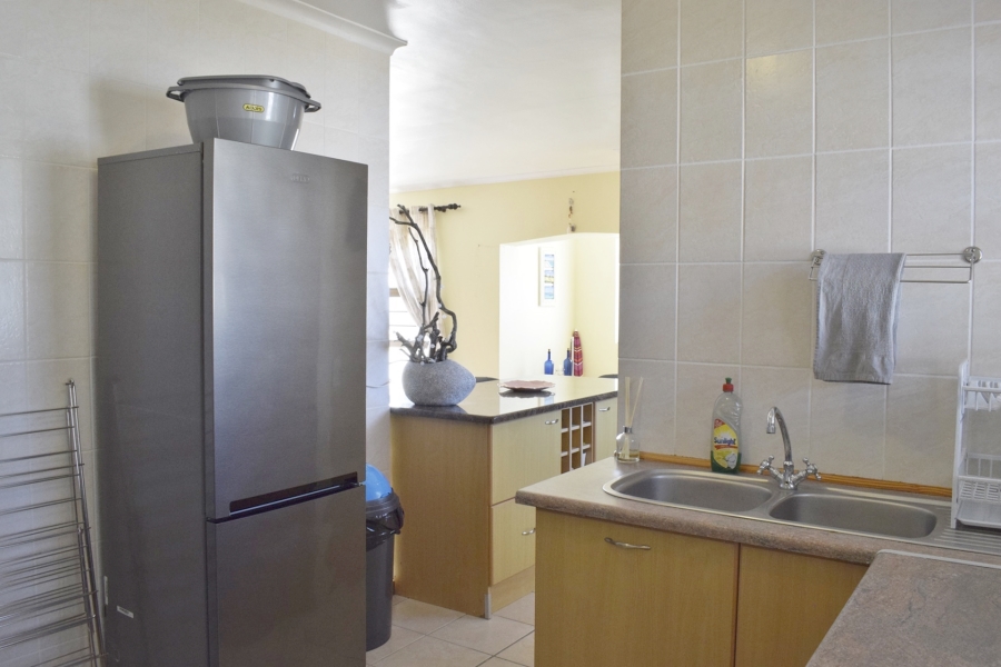 2 Bedroom Property for Sale in Struisbaai Western Cape